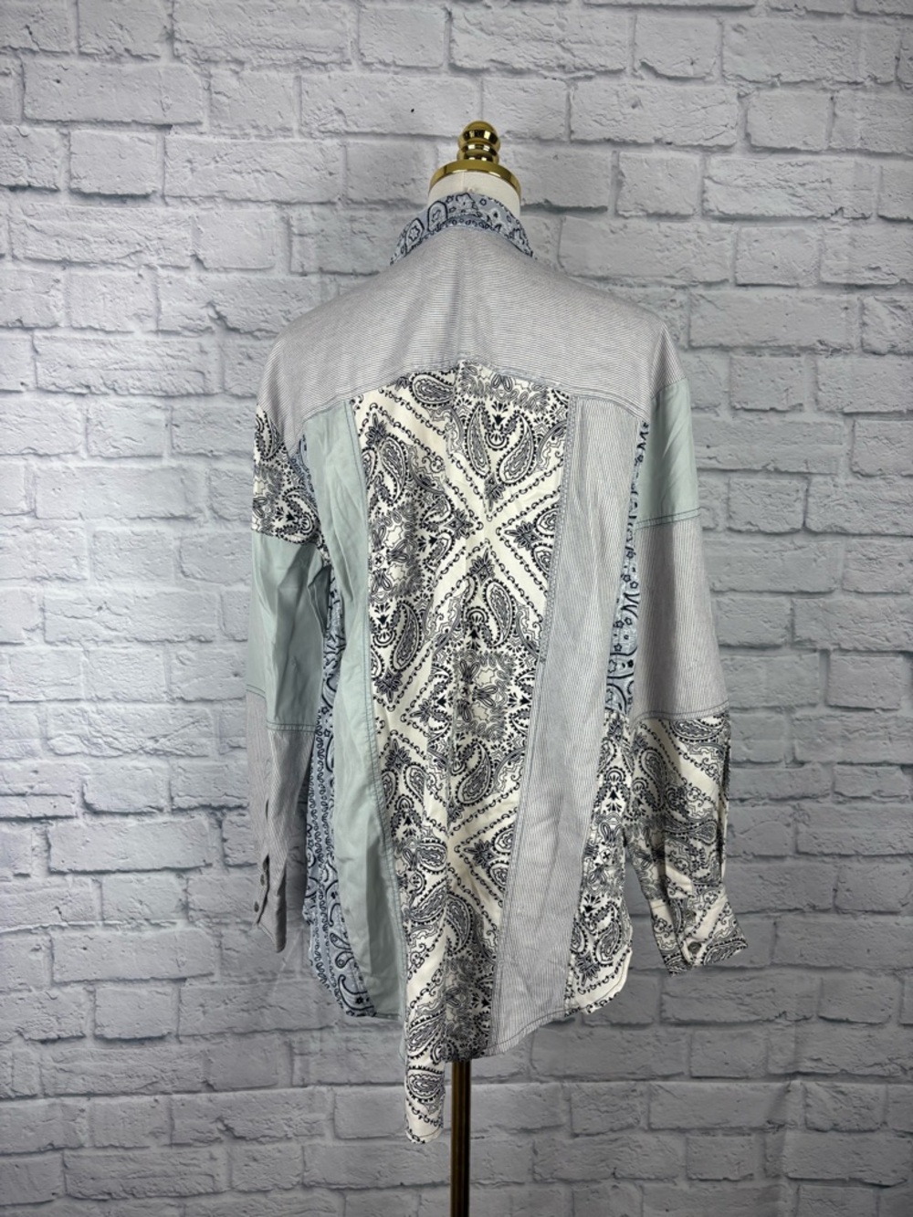 Free People "All Patched Up" chambray button-down shirt size XS - Picture 7 of 9